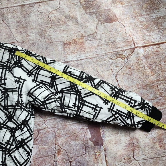 Medium Black and White Geometric Full Zip Lined Hoodie - Picture 8 of 11